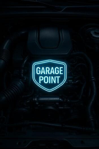 Neon işıq altında mühərrik üzərində marka emblemi