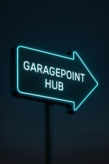 GaragePoint məntəqəsinə yönləndirən neon yol nişanı